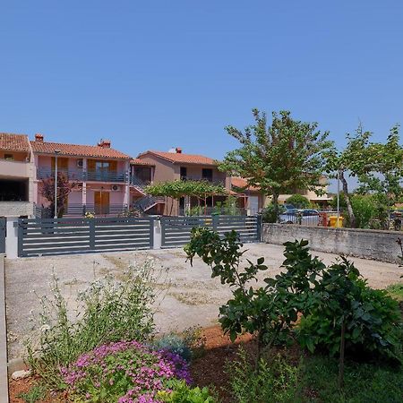 Apartman Mishel 2 Fazana Bagian luar foto