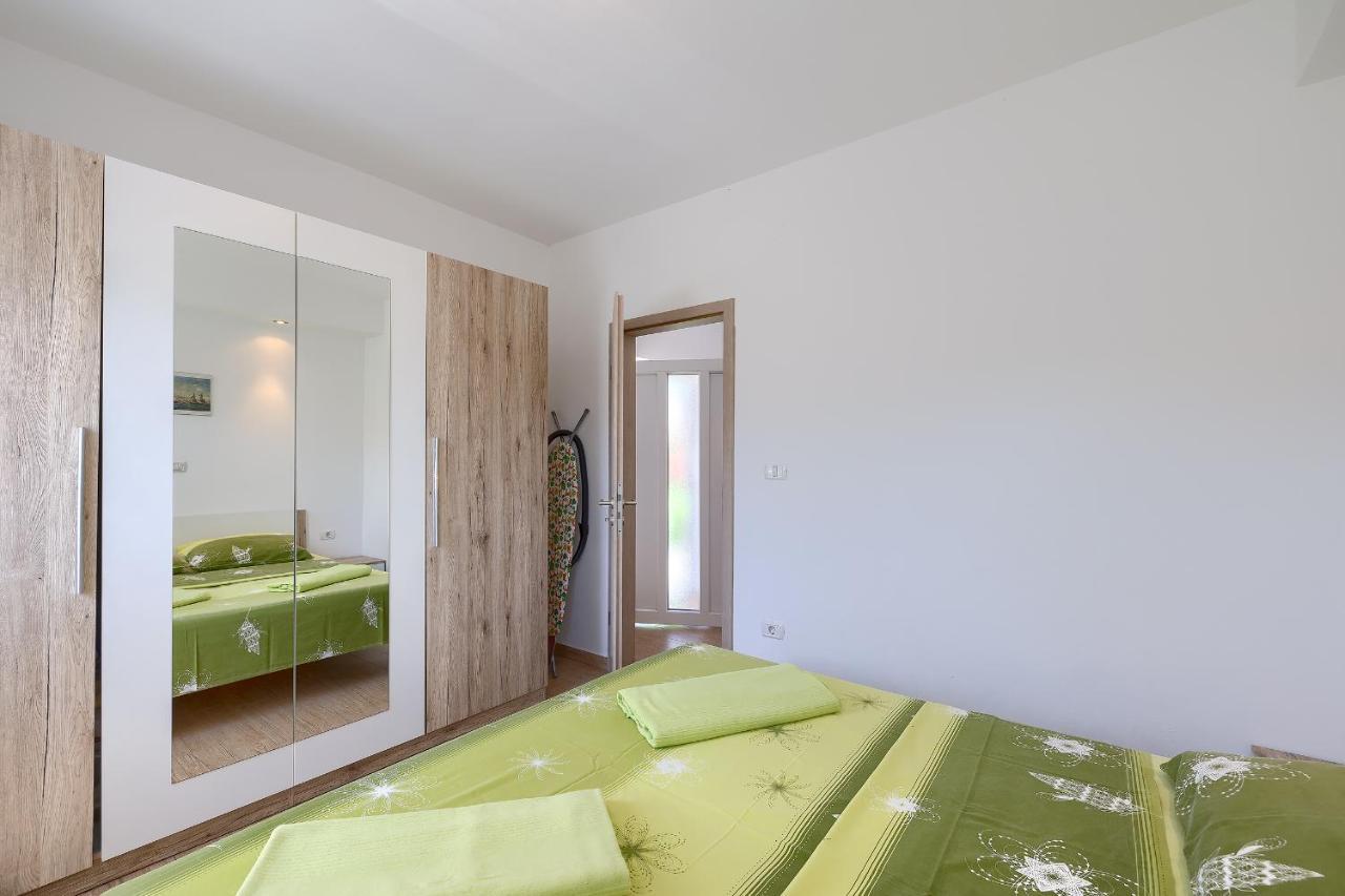 Apartman Mishel 2 Fazana Bagian luar foto